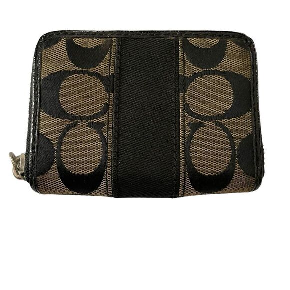 COACH COMPACT SIGNATURE CREDIT CARD WALLET - Picture 1 of 4
